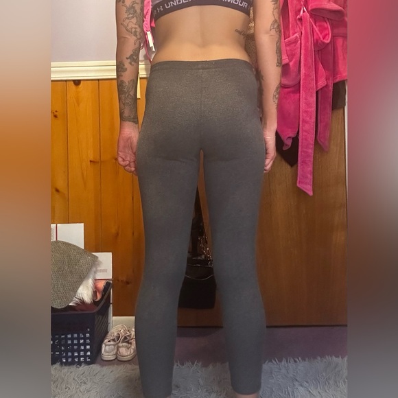 Hollister Gray Faux Zipper Pocket Jegging - Picture 7 of 7